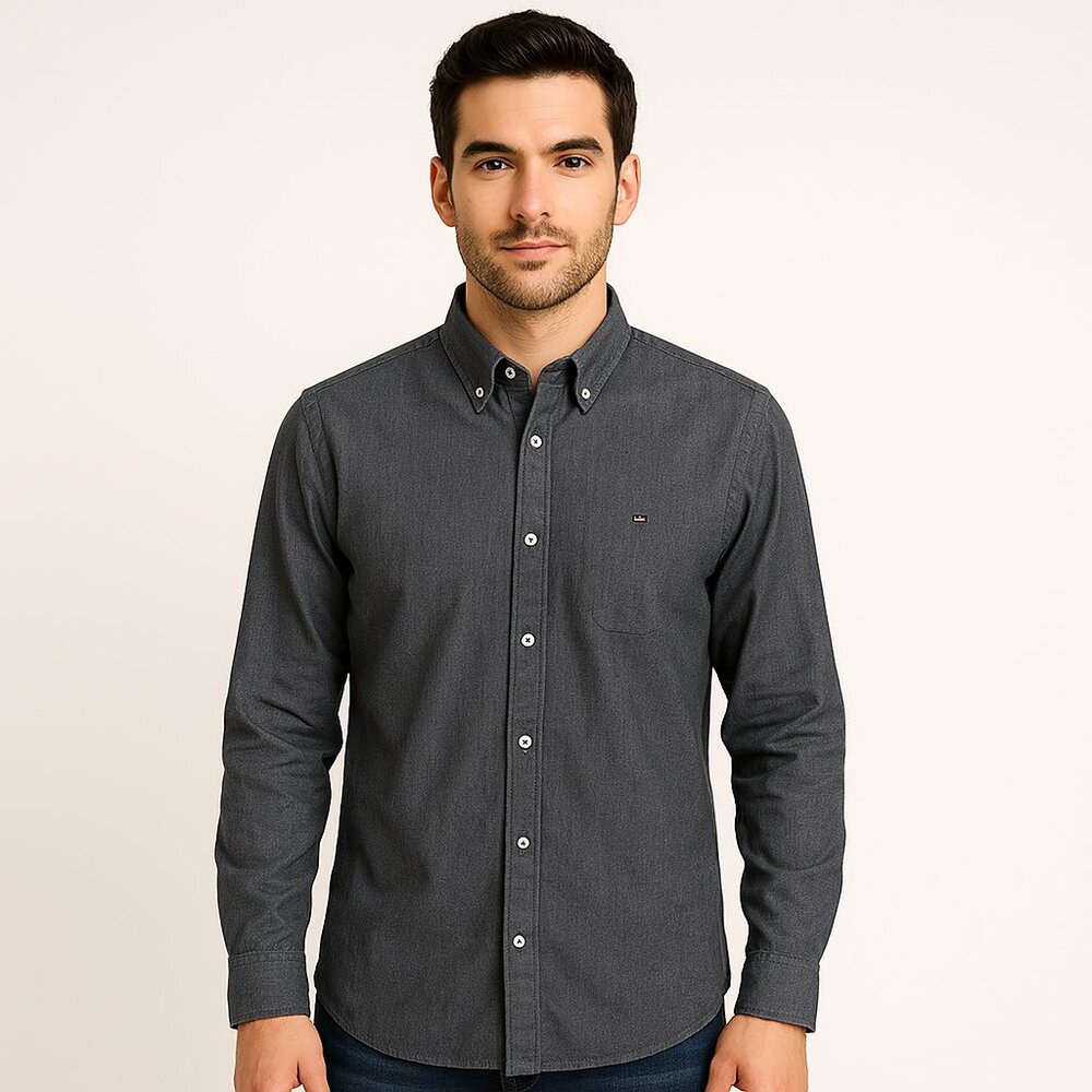 Tommy Hilfiger Men's New York Fit Greyed Blue Button-Down Shirt Size Large